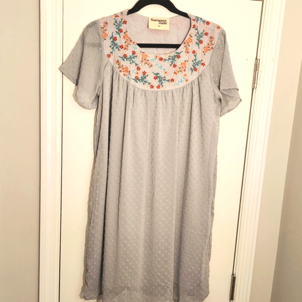 Savanna Jane Gray Floral Embroidered Banydoll Dress Size M